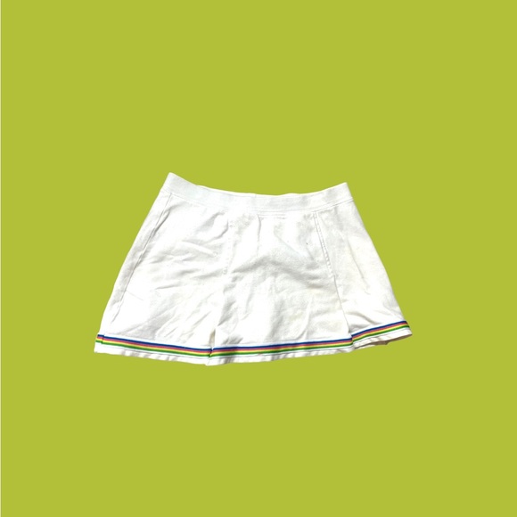 ✨GIRLS WHITE TENNIS SKIRT✨ - Picture 2 of 5
